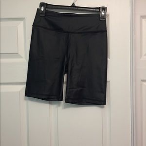 NWOT Victoria Sport Biker Shorts